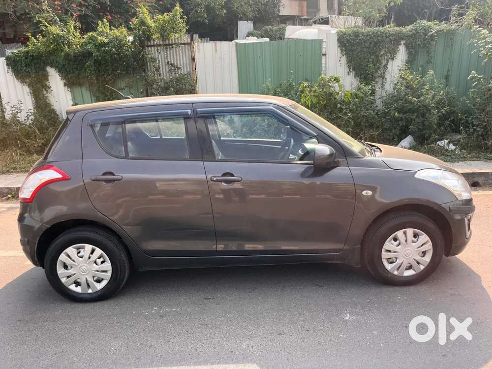 Maruti Suzuki Swift Lxi Optional-o, 2016, Petrol