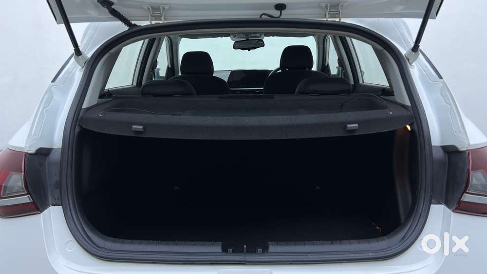 Hyundai New I20 1.2 Asta (o) Mt, 2021, Petrol
