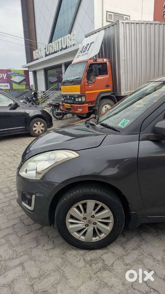 Maruti Suzuki Swift Vvt Zxi, 2016, Petrol