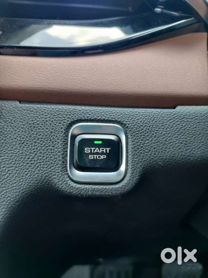 Mg Hector Plus Savvy Pro 1.5 Turbo Petrol Cvt 6 Str, 2023, Petrol