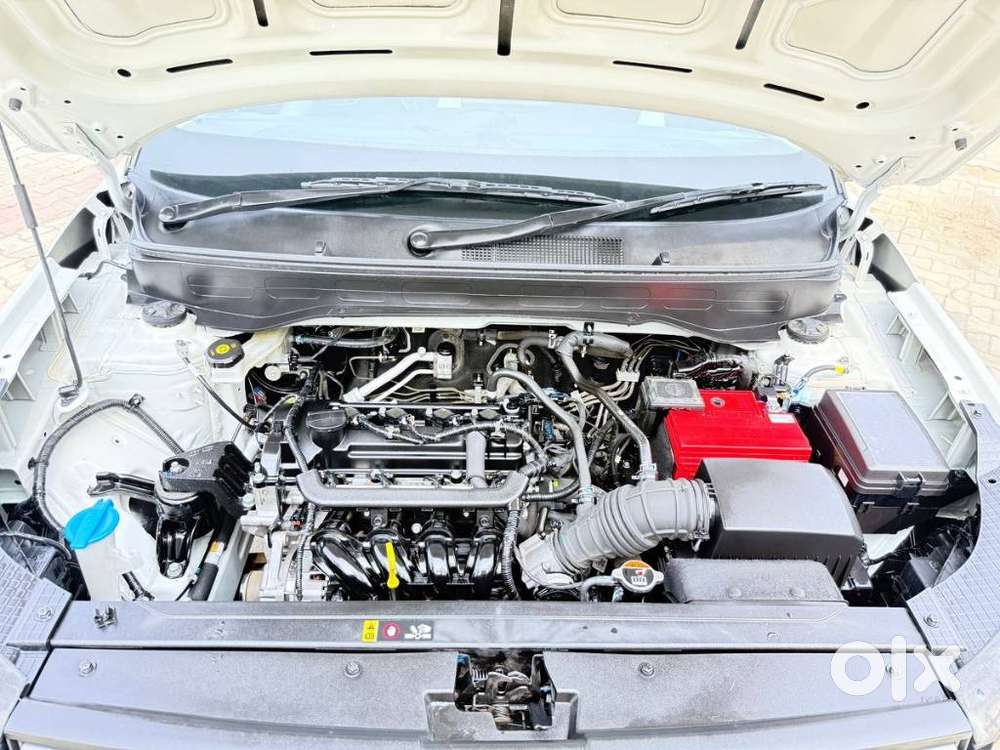 Hyundai Venue 1.2 S (o), 2023, Petrol