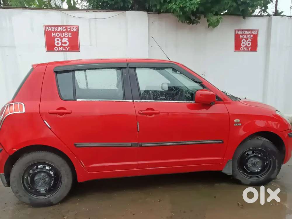 Maruti Suzuki Swift 2015 Petrol 33893 Km Driven