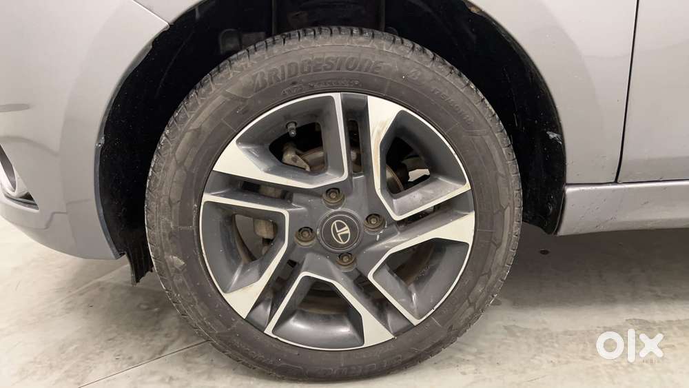 Tata Tigor Xza, 2018, Petrol