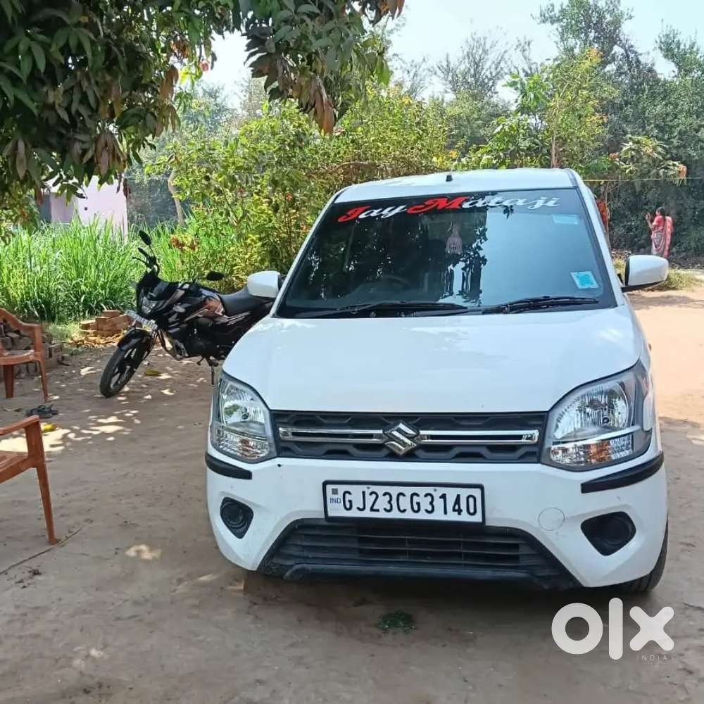 Urgent Gadi Bechni Hai Kisi Ko Chahiye To Call Me