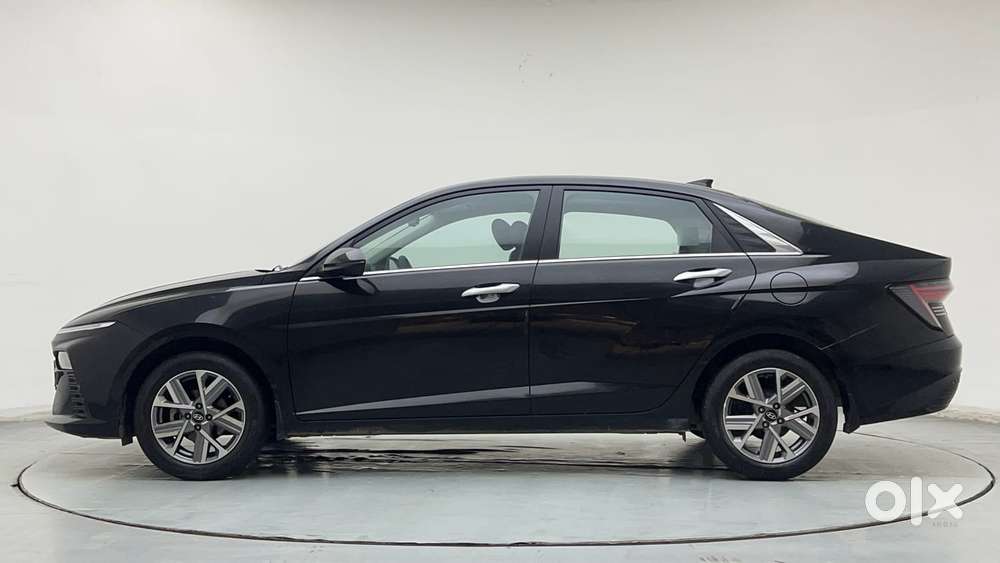 Hyundai Verna 1.5 Sx Petrol Mt, 2023, Petrol