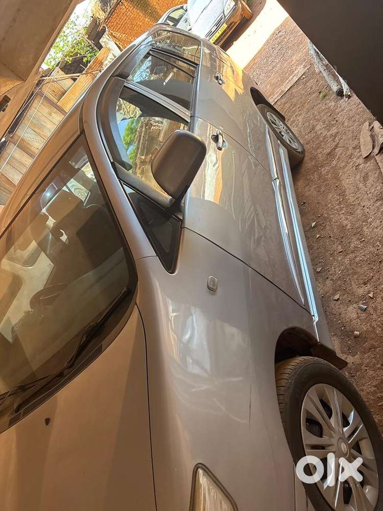 Toyota Innova 2016 Diesel 980000 Km Driven