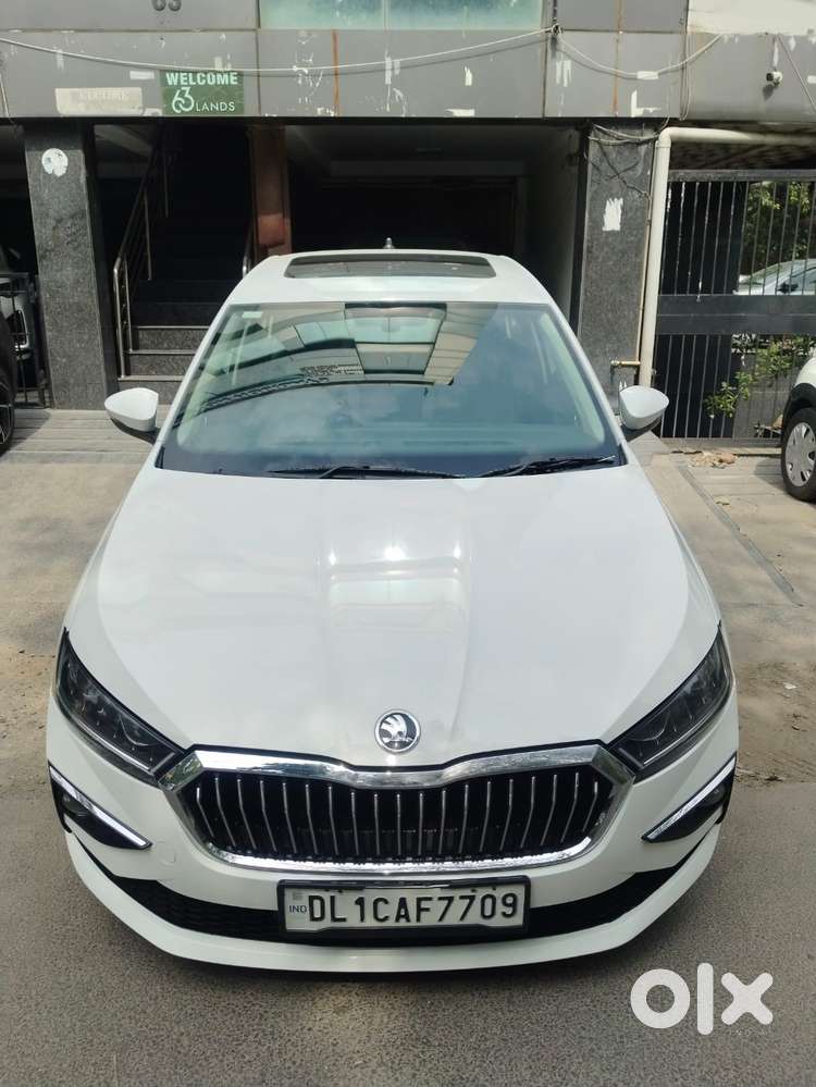Skoda Slavia 1.0 Tsi Style At, 2022, Petrol