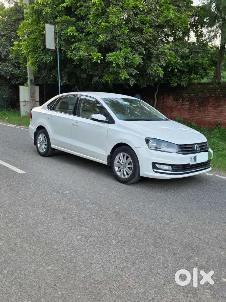 Volkswagen Vento 1.2 Highline Plus At 16 Alloy, 2017, Petrol
