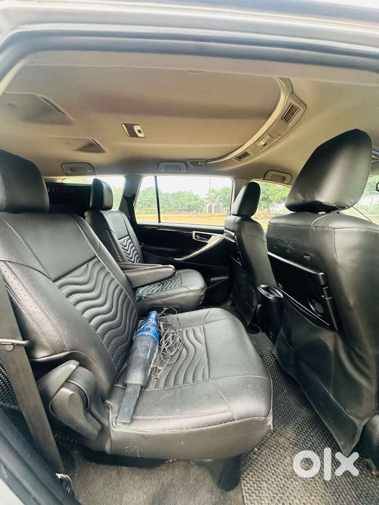 Toyota Innova 2.5 Vx 7 Seater Bs Iv, 2016, Diesel