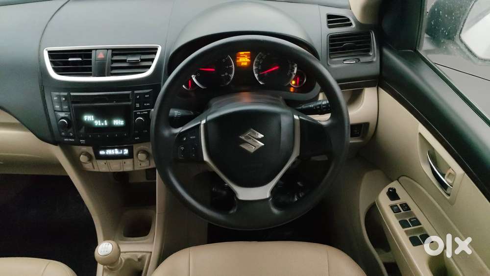 Maruti Suzuki Swift Dzire 1.2 Zxi Bsiv, 2014, Petrol
