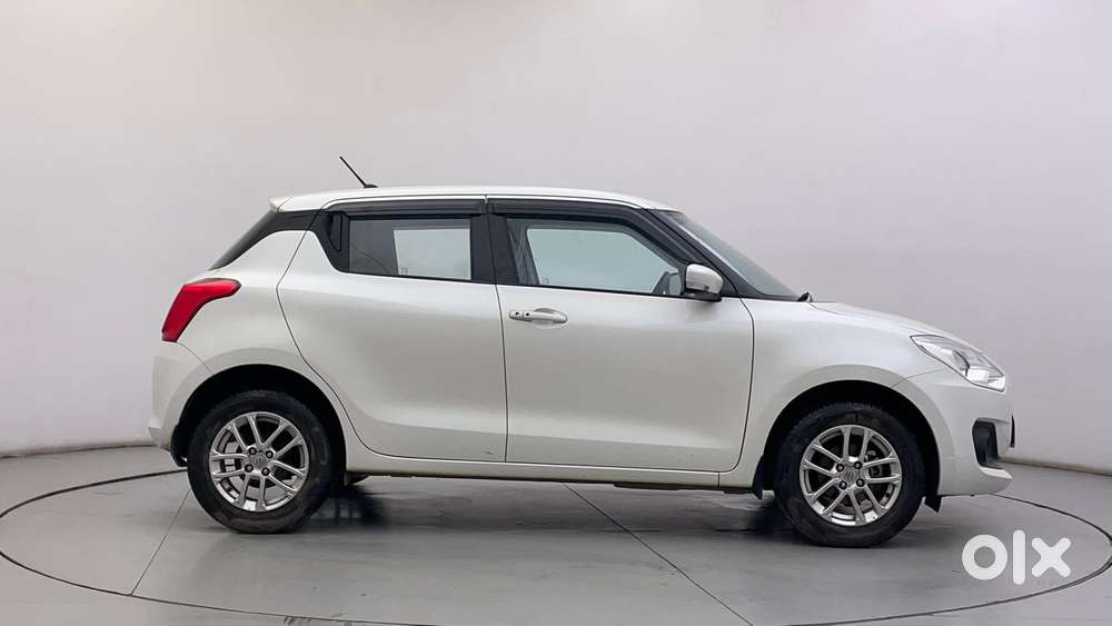 Maruti Suzuki Swift Amt Zxi, 2023, Petrol