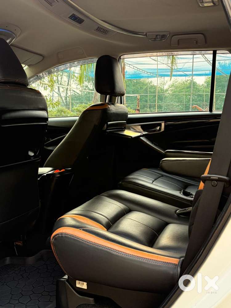 Toyota Innova Crysta [2020-ongoing] 2.4 Vx 8 Str, 2021, Diesel