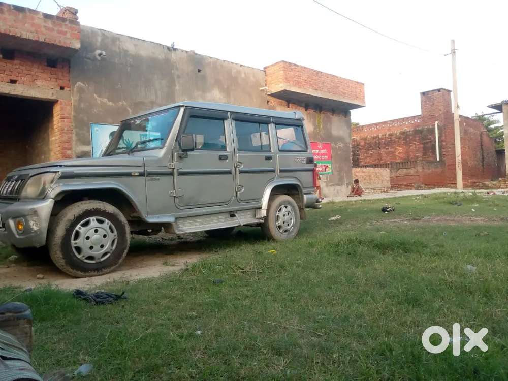 Mahindra Bolero Neo 2013