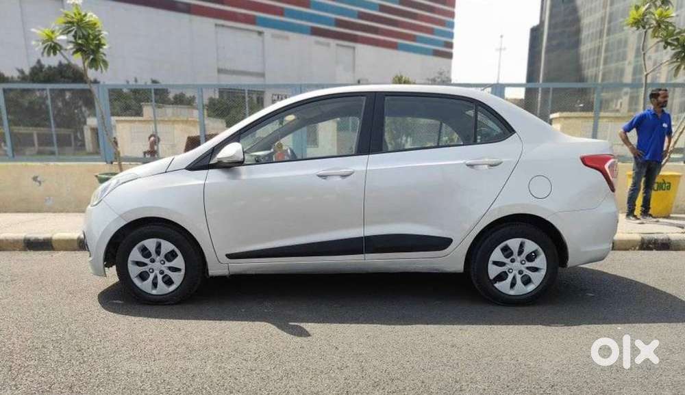 Hyundai Xcent Petrol Manual 2014