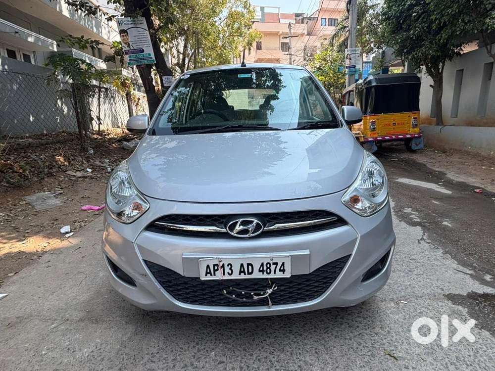 Hyundai I10 Sportz At, 2012, Petrol
