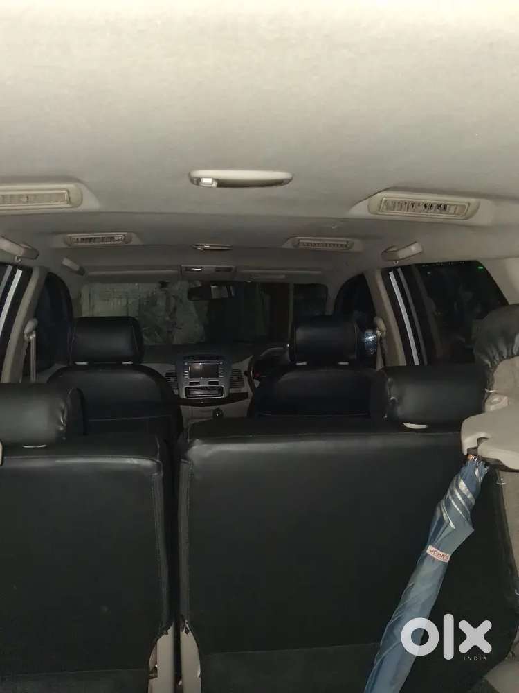 Toyota Innova Diesel 2013 V