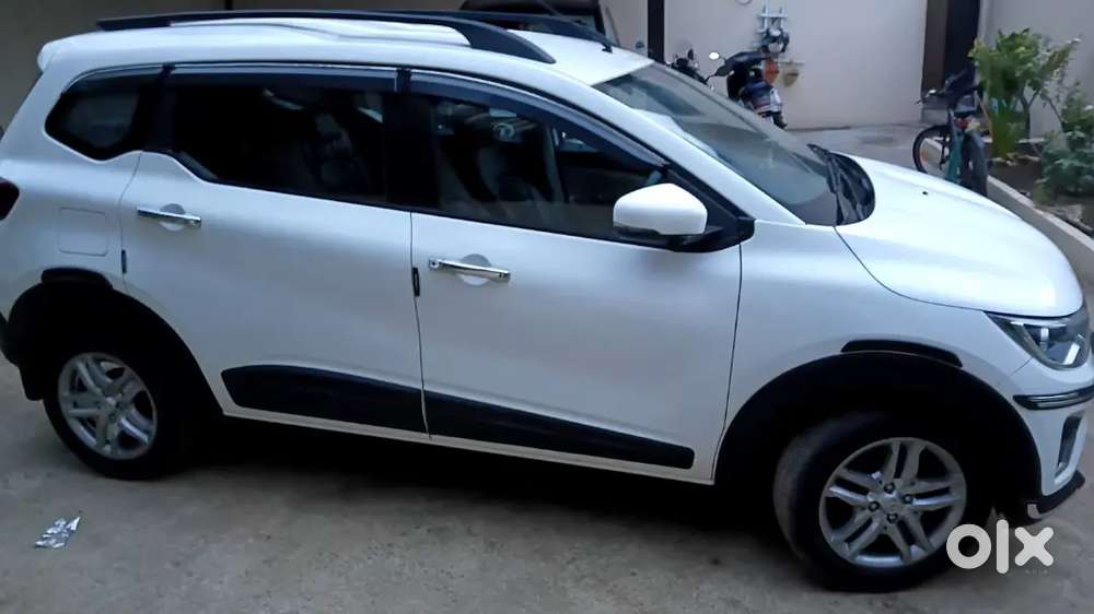Renault Triber Automatic Top Model