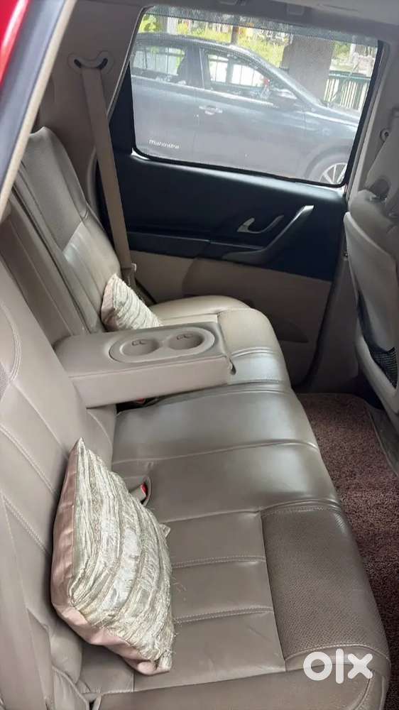 Mahindra Xuv500 W10 At Diesel 2016