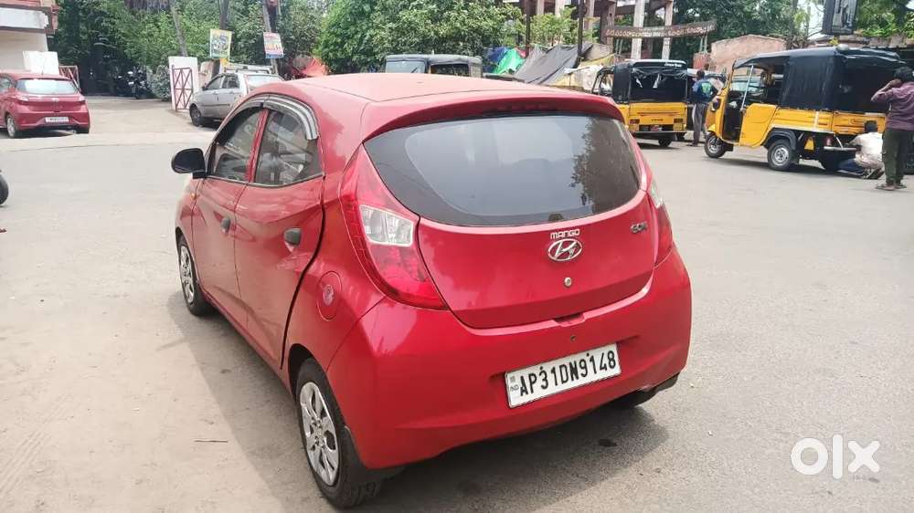 Eon Car Selling, 4 Tyres Nee, And New Battery