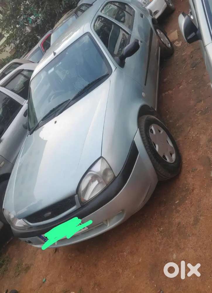 Ford Ikon 2004 1.3 Zxi