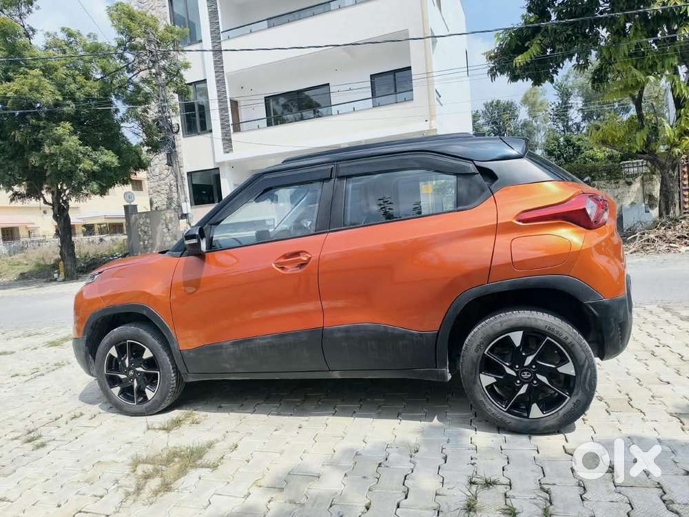 Tata Punch Accomplished Dazzle Mt Sunroof, 2024, Petrol