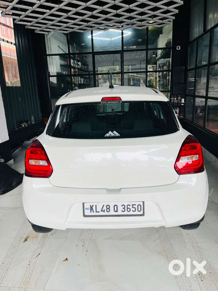 Maruti Suzuki Swift 1.2 Lxi (o), 2021, Petrol