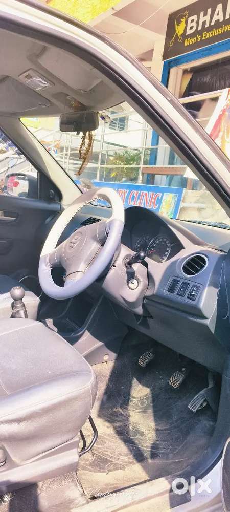 Maruti Suzuki Swift 2011 Petrol 108000 Km Driven