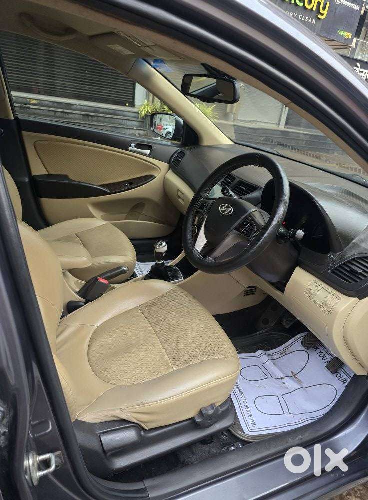 Hyundai Verna Fluidic 1.6 Vtvt Sx, 2015, Petrol