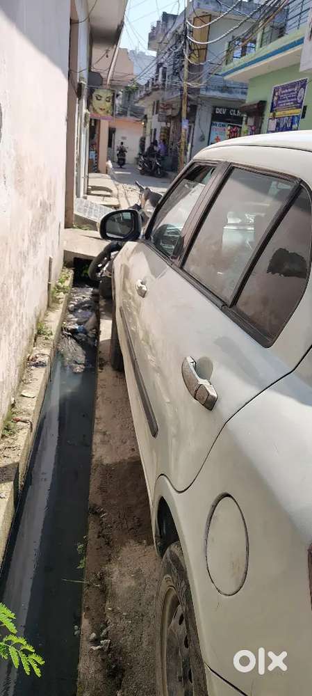 Maruti Suzuki Swift Dzire 2015 Diesel 73500 Km Driven