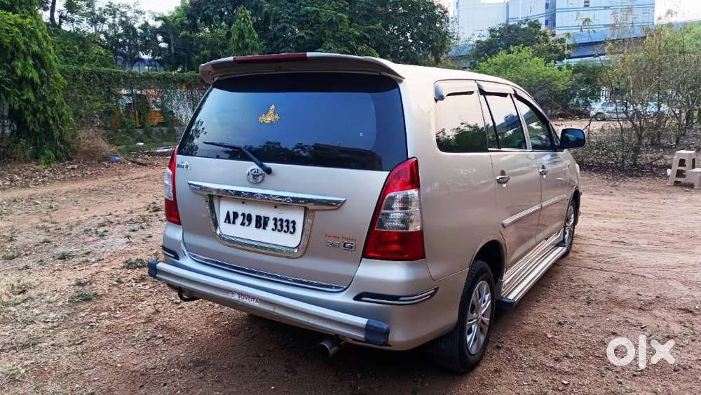Toyota Innova, 2013