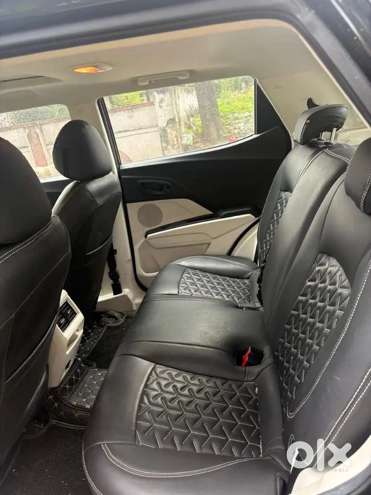 Mahindra Xuv 3xo Petrol 2024 Second Owner