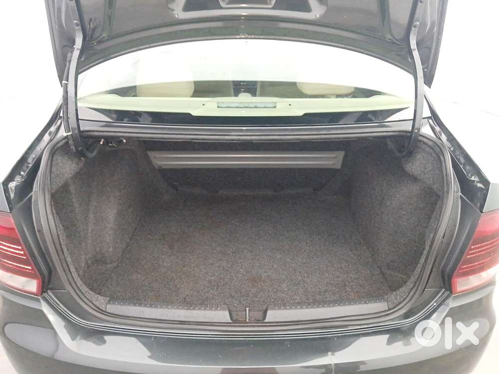 Volkswagen Vento Petrol Highline At, 2022, Petrol