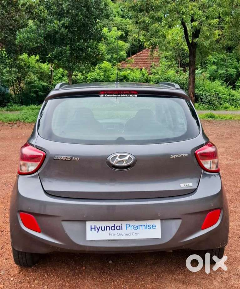Hyundai Grand I10 Sportz, 2015, Petrol