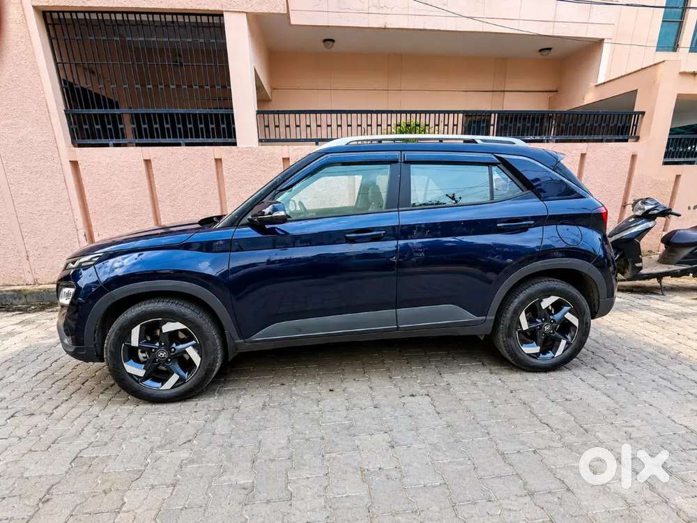 Hyundai Venue 2020 Diesel 90000
