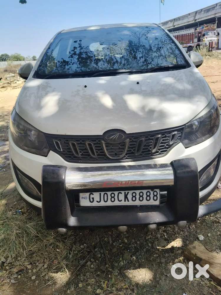 Mahindra Marazzo 2020