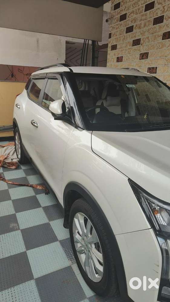 Mahindra Xuv300 2019 W8 Diesel Bs4 Well Maintained With All New Tyres