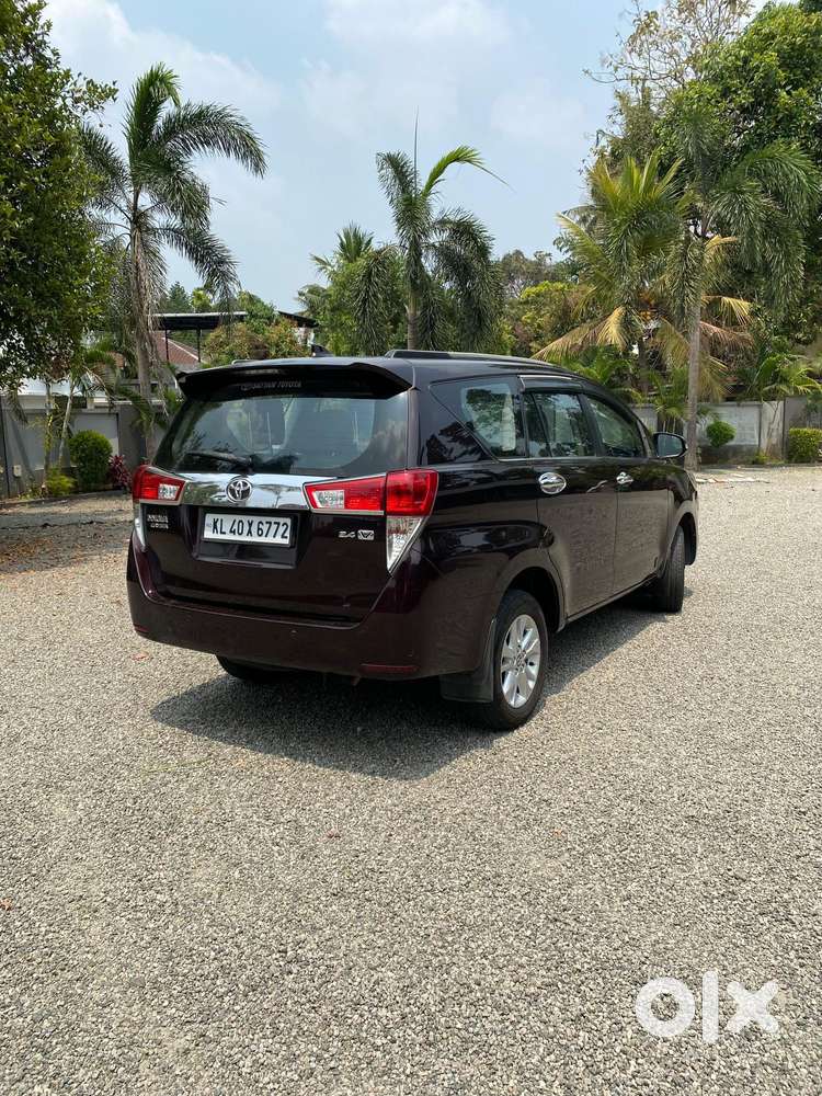 Toyota Innova Crysta 2.4 V, 2017, Diesel