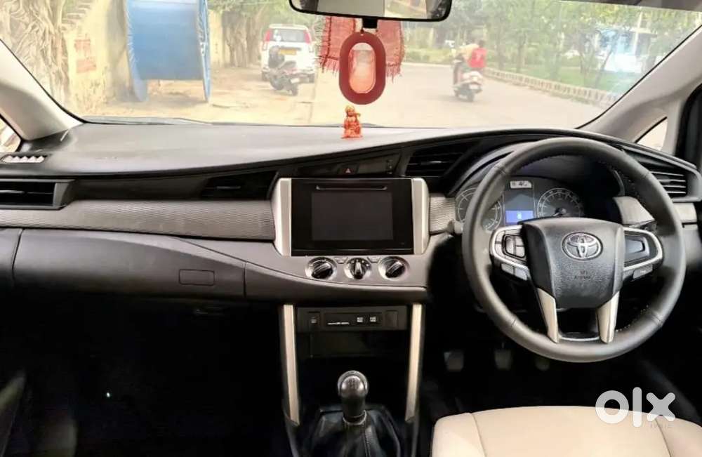 Toyota Innova 2017