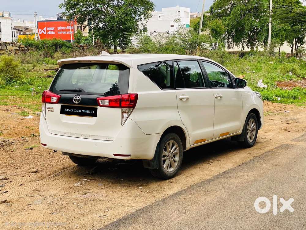 Toyota Innova Crysta [2020-ongoing] 2.4 Gx 7 Str, 2023, Diesel