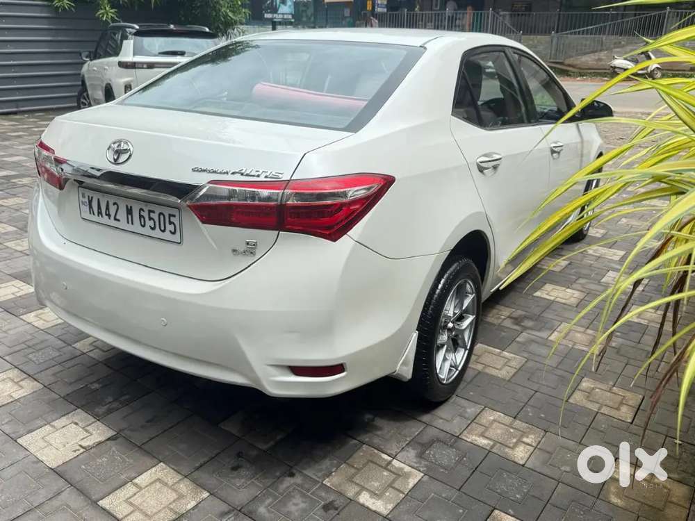 Toyota Corolla Altis Diesel 2015