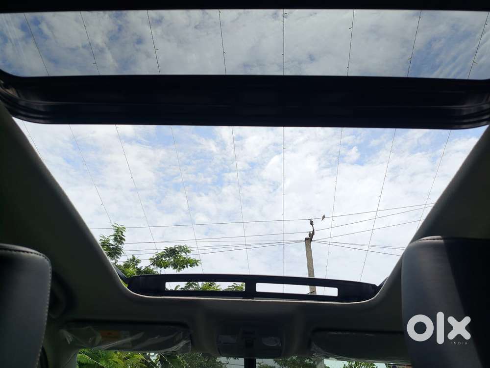 Maruti Suzuki Grand Vitara 1.5 Alpha Plus Intelligent Hybrid Ecvt, 2..