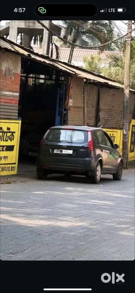 Ford Figo Zxi Petrol 2010