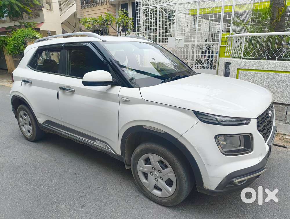 Hyundai Venue S Mt Turbo Gdi 1.0l, 2020, Petrol