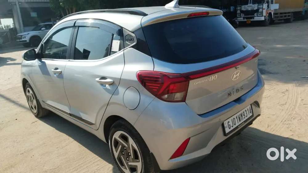 Hyundai Grand I10 Sportz 1.2 – For Sale
• Only 6,800 Km Driven