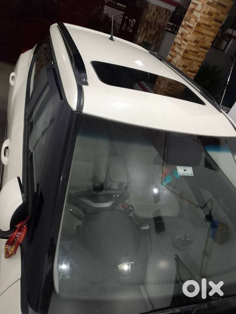 Mahindra Xuv300 2023 Suv