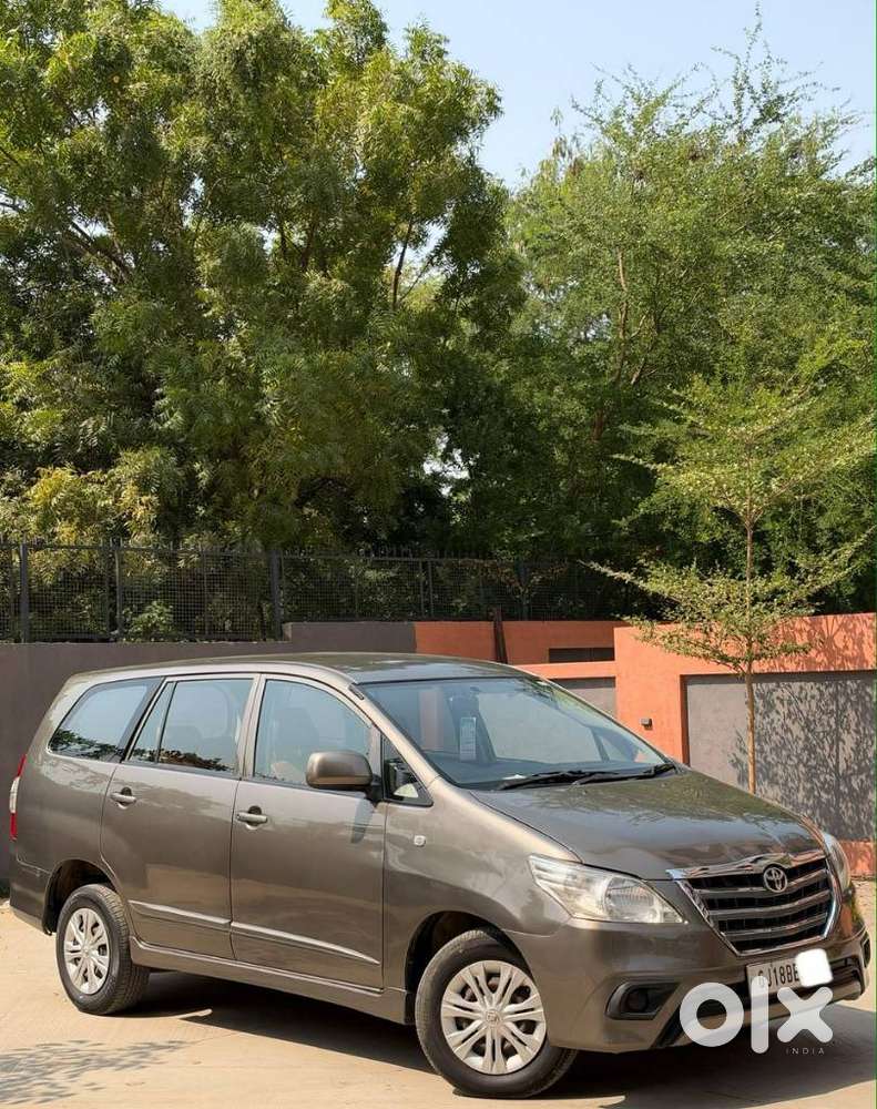 Toyota Innova 2.5 G (diesel) 8 Seater, 2015, Diesel