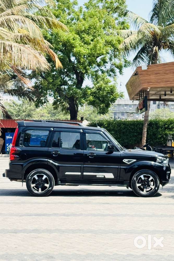 Mahindra Scorpio Classic 2.2 S 11 Mt 7 Cc, 2023, Diesel