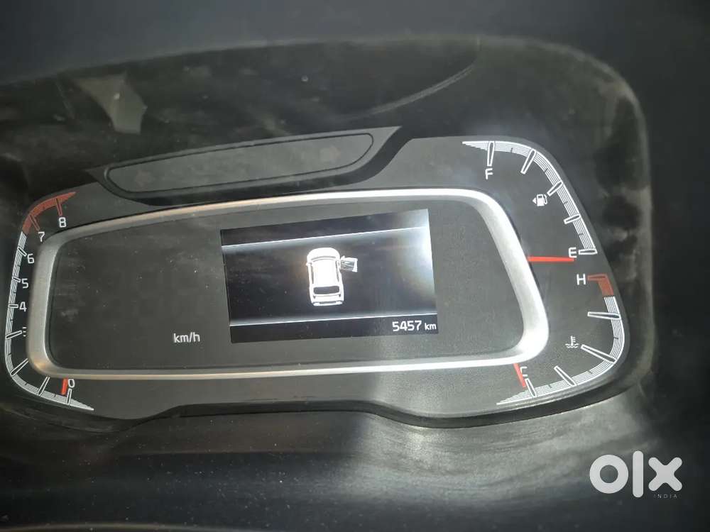 Kia Sonet 2026 Petrol 5000 Km Driven