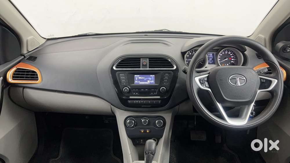 Tata Tiago Xza, 2017, Petrol