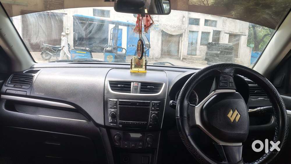 Maruti Suzuki Swift Zxi, 2012